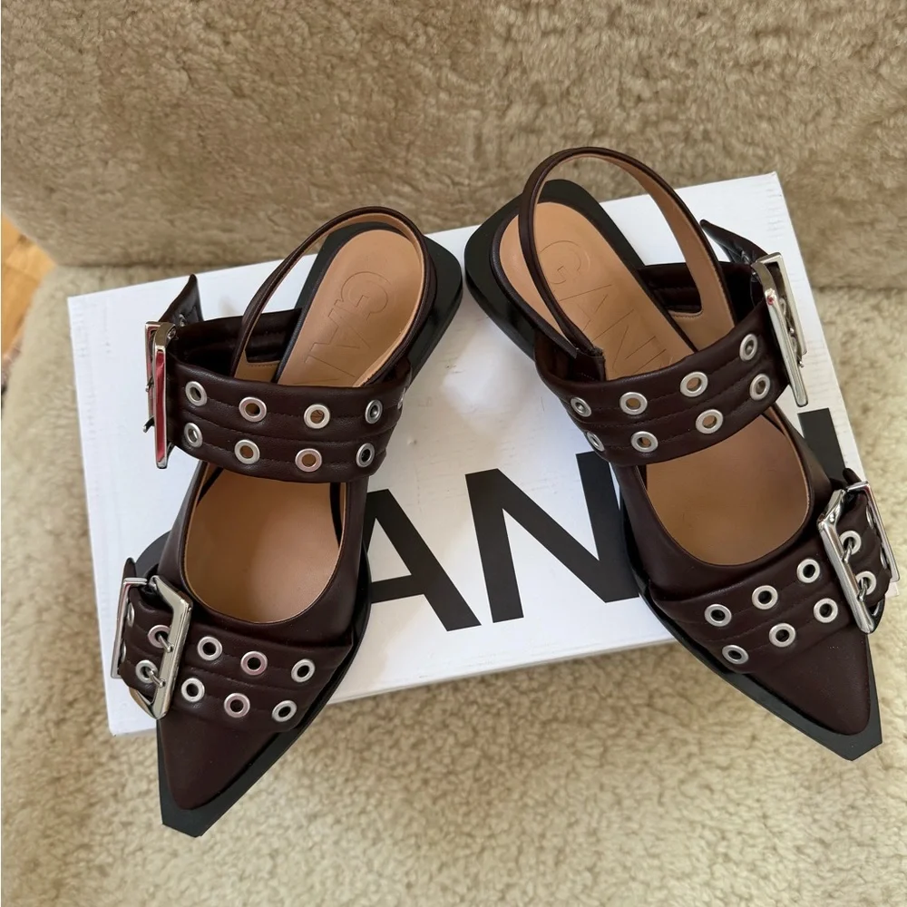 Ganni Black and Brown Slingback Heels - Picture 1 of 4